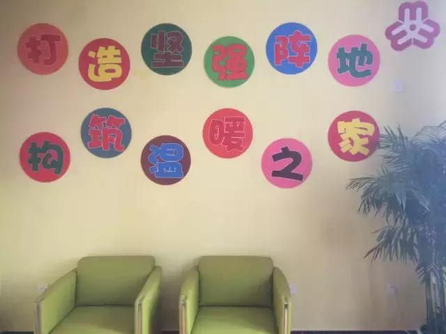 寮犲鐣屽競骞叉椿濂冲伐,婀栧崡寮犲鐣屽競澶滅彮濂冲伐