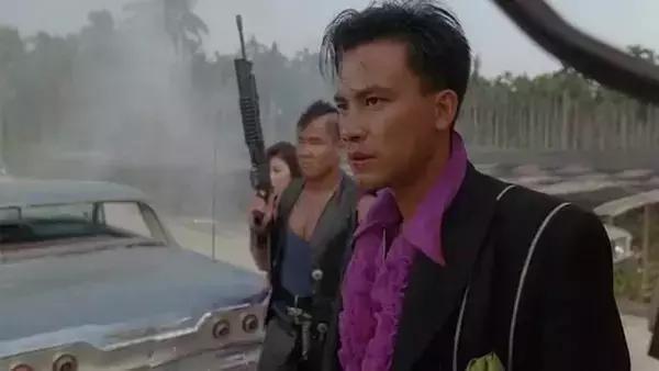 周润发同学，演了一辈子黑老大，向华强不敢惹他，爱妻爱家好男人