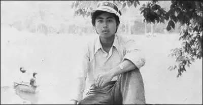 海子创作原声我和我的祖国,海子悲伤时握不住一滴眼泪