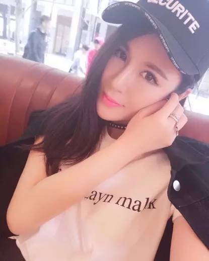 Connie：论一个暴脾气的处女座如何深得甲方爸爸的疼爱