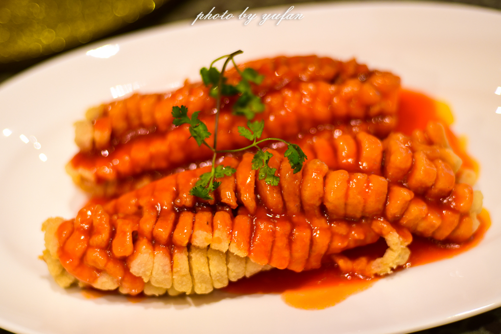 云端上的世外桃源，看看浇灌牛奶和土鸡蛋的有机乌龙茶长成啥样