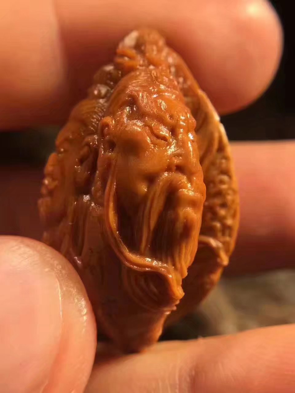 名垂千古的核雕,令人惊叹的核雕艺术