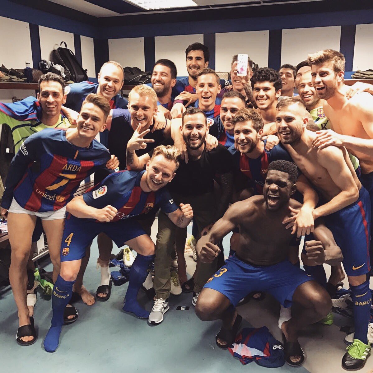 梅西高燃远射气吞山河,梅西任意球热血沸腾