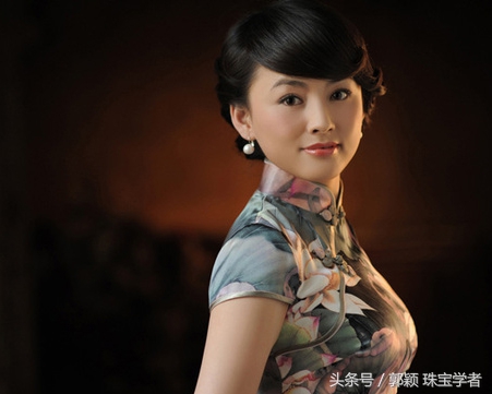 真正的天然珍珠是有什么颜色,天然珍珠是什么样的