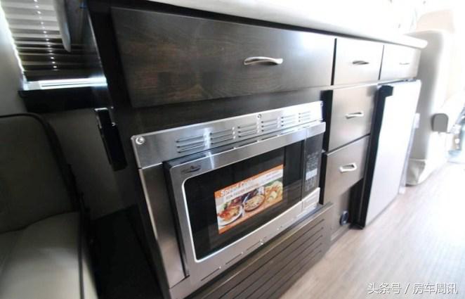 奔驰斯宾特7.3米长房车,奔驰b型斯宾特尊逸旅居房车