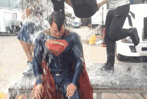 罕见病儿童时期发病,究竟罕见病孩子应该治疗还是放弃