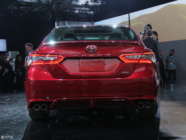 雅阁2.4对比凯美瑞2.0对比标致508,2016凯美瑞2.0和雅阁2.0选哪个好