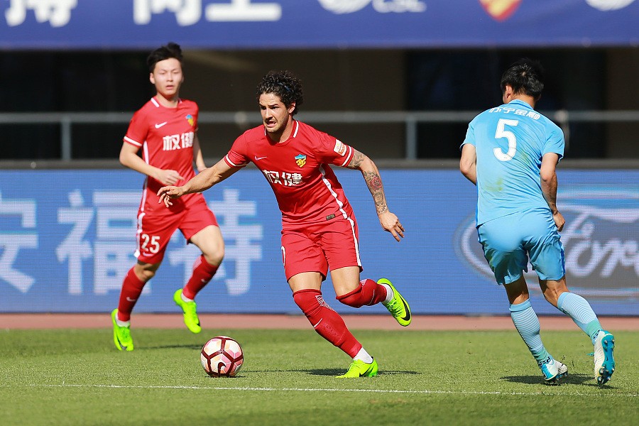 天津权健帕托对广州富力进球,中超权健最新消息帕托