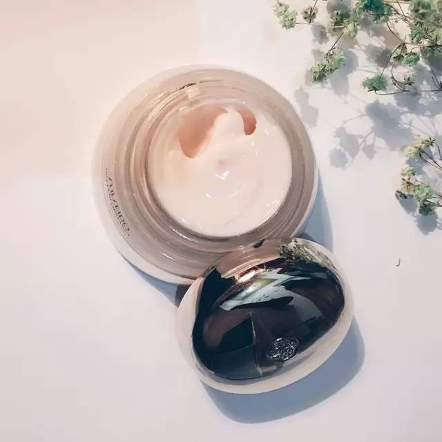 干皮混油皮敏感肌痘肌用什么好,干皮油皮敏感肌水乳推荐