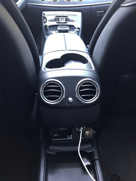 原来你是这样的奔驰E200L！一个靠谱女司机的野蛮选车体验