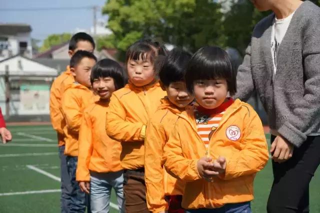 小球大爱公益足球赛,小球大爱公益联赛龙山站