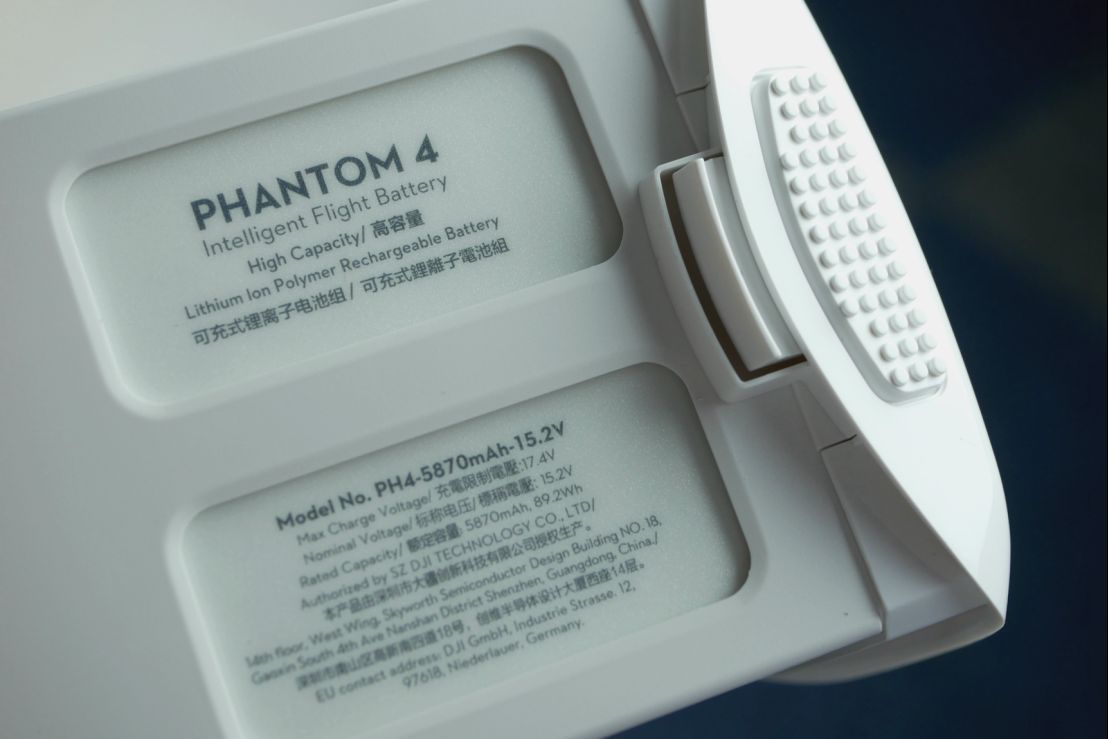 飞行黑卡,大疆精灵4飞行视频教程