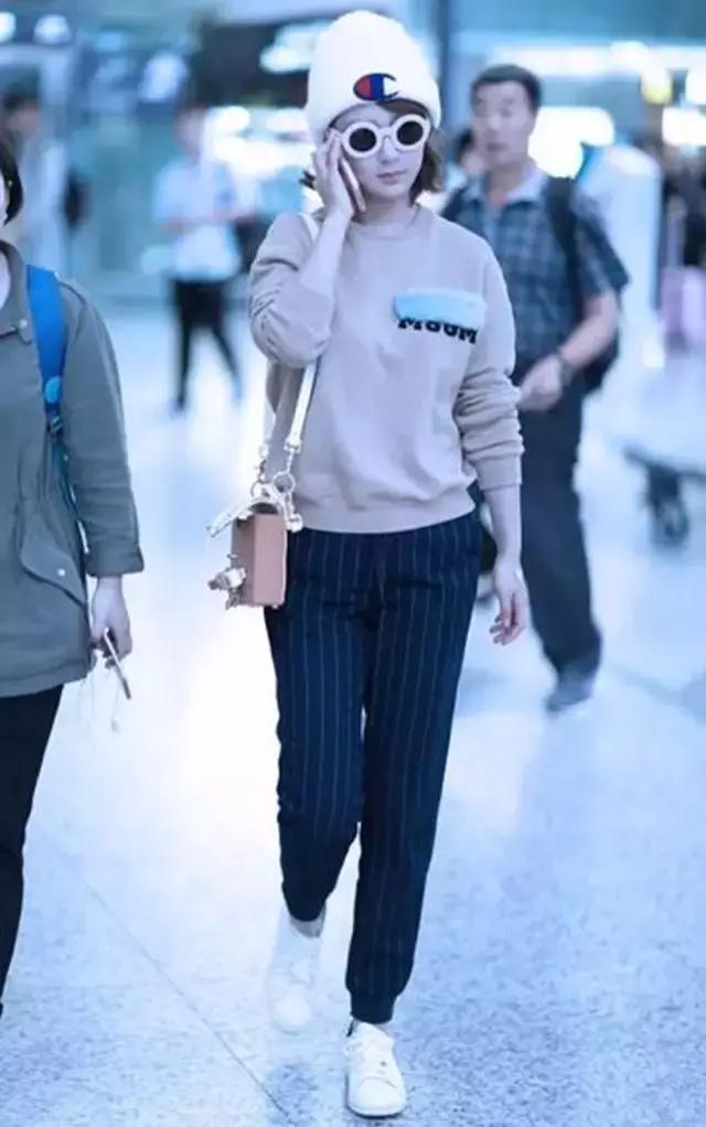 最好用双肩包通勤包,刘雯同款双肩包