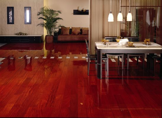 实木地板和强化地板哪个贵,实木地板木纹砖哪个贵