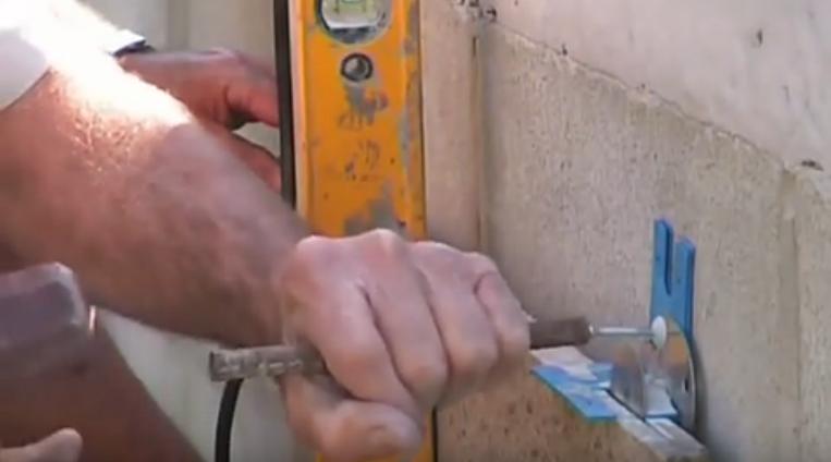 石材干挂施工讲解,干挂石材底层施工视频