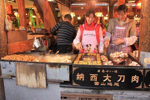 穷游云南1000元以内,穷游云南10天花费多少钱