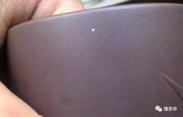 紫砂壶用了一段时间出现黑点,壶身有黑点的紫砂壶是真的吗