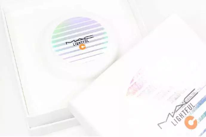 几款轻薄气垫拯救你的烈烈夏日！