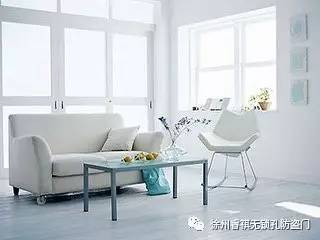 如何让家具保持光亮？睿祺智能防盗门