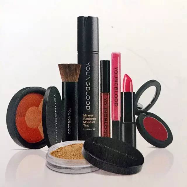 从护肤到化妆用到的东西,从护肤到彩妆的步骤