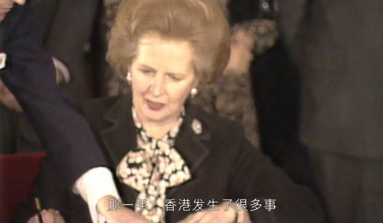 在这部香港青春片里暗恋、意外怀孕、黑社会、兄弟情都有