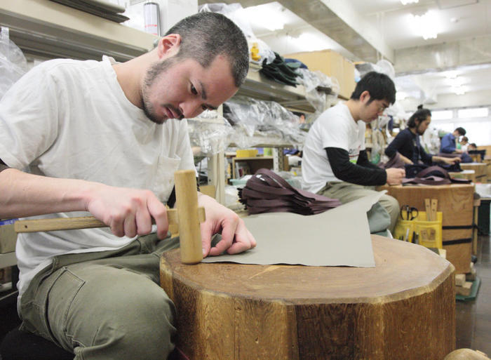 帆布包中的lv明星帆布包,lv帆布包最近很火的