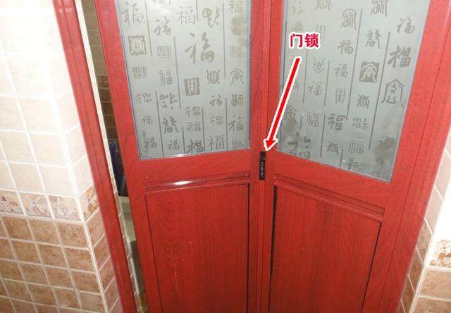 卫生间平开门改移门最简单的方法,厕所平开门改折叠门