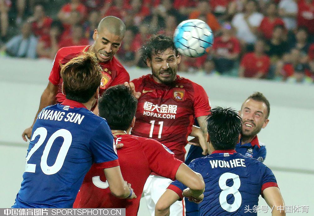 中超巅峰赛三队打进亚冠淘汰赛,中超三连冠