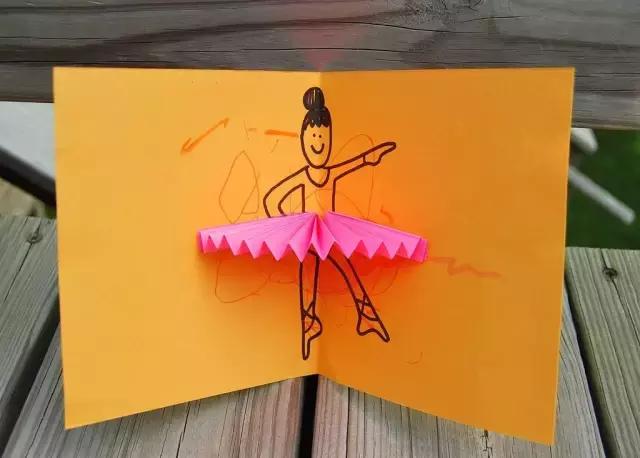 花环贺卡diy,幼儿园花朵卡纸手工贺卡