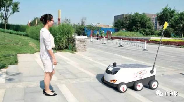 刘强东点名快递小哥月入8万,刘强东说给快递小哥工资翻倍