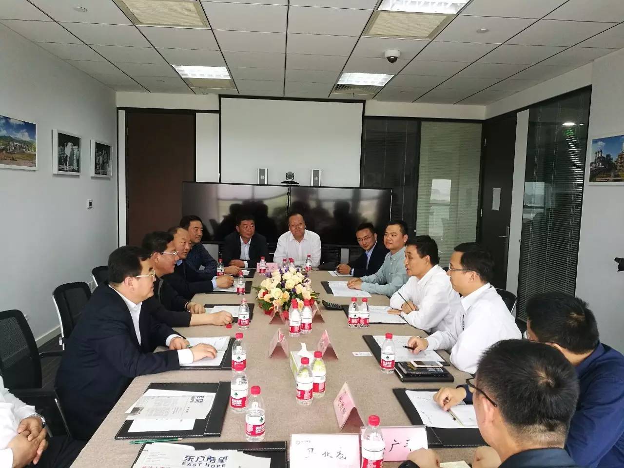 乔允利一行赴上海市、江苏省无锡市招商引资和考察学习