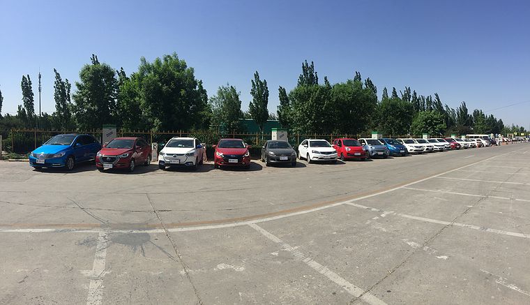 电亮中国第四季之充电群英会：腾势400与特来电完美兼容，往返京津没压力