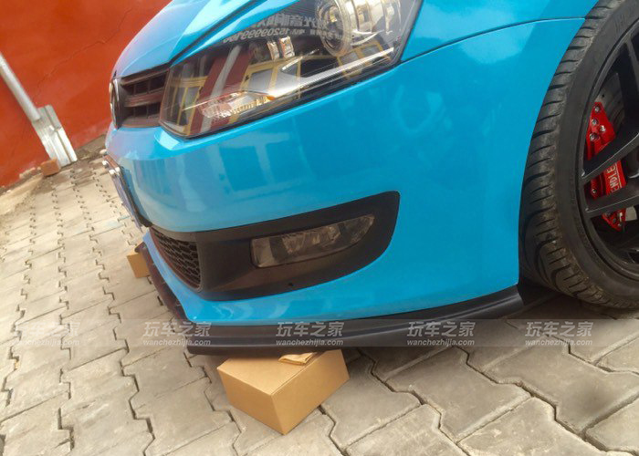 蓝色大众polo改装效果图 (大众polo外观改装案例)