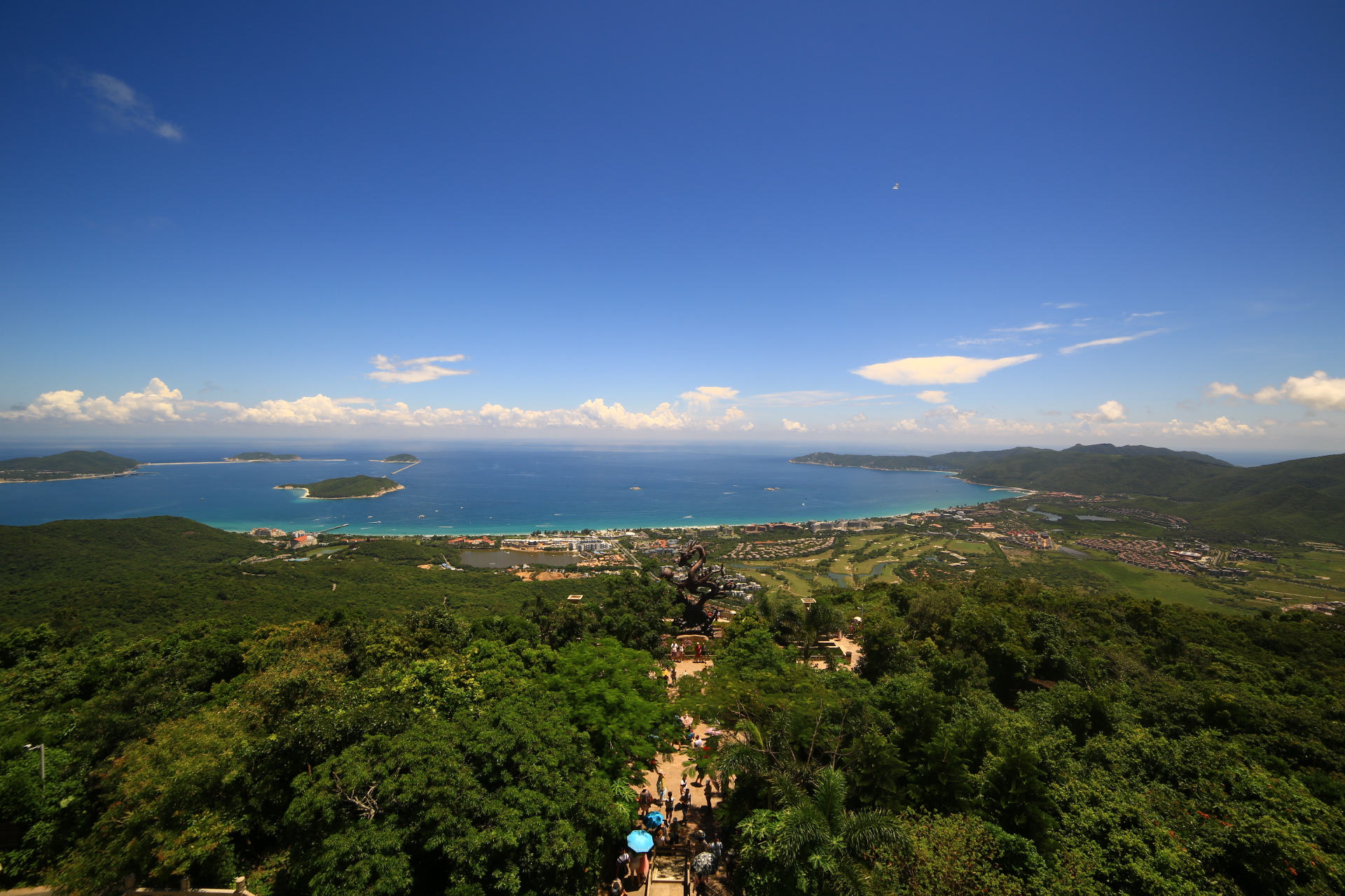 去三亚玩的旅游攻略,错峰去三亚