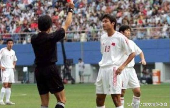 他是球场上最可怕的人，如今却被人说成缺心眼！