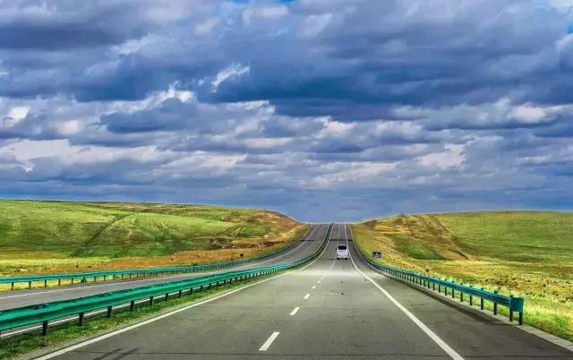 五月开始新的旅程,西北大漠驼铃