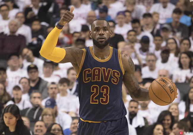 王者不老！上一次詹姆斯不进东决，你还在用诺基亚