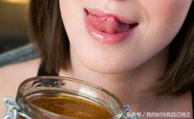 怎样去唇纹快速有效,龙血树泡泡唇膜淡化唇纹水润嫩滑