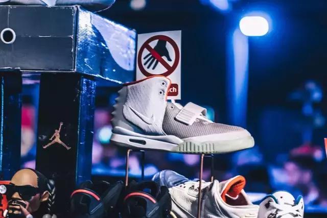 一双鞋子都买不起,一双鞋子都买不起来