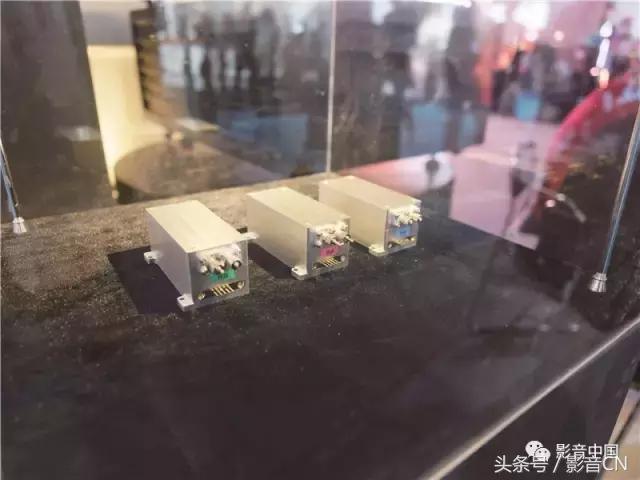 自制投影激光光源,投影机选激光还是传统灯泡光源