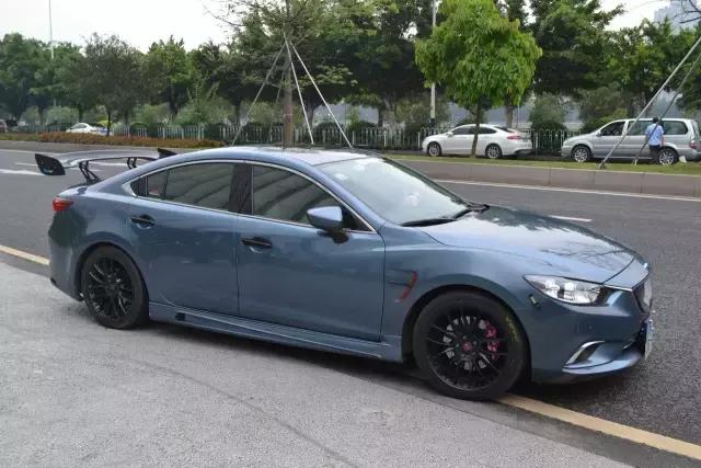 阿特兹2018蓝色,轻改马自达3