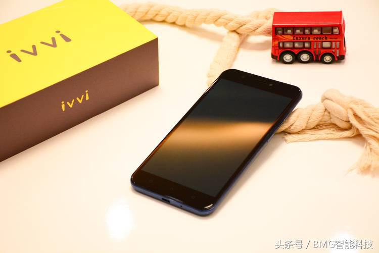 赵丽颖代言ivvi时尚手机,vivo赵丽颖宣传的手机