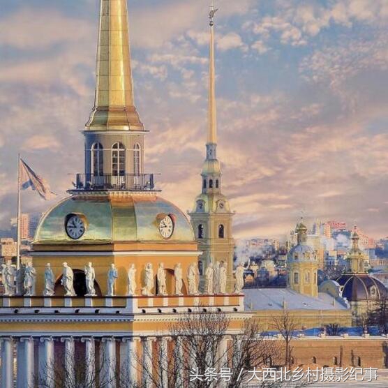 俄罗斯美女在中俄边境 (俄罗斯在中俄边境用稻草人站岗)