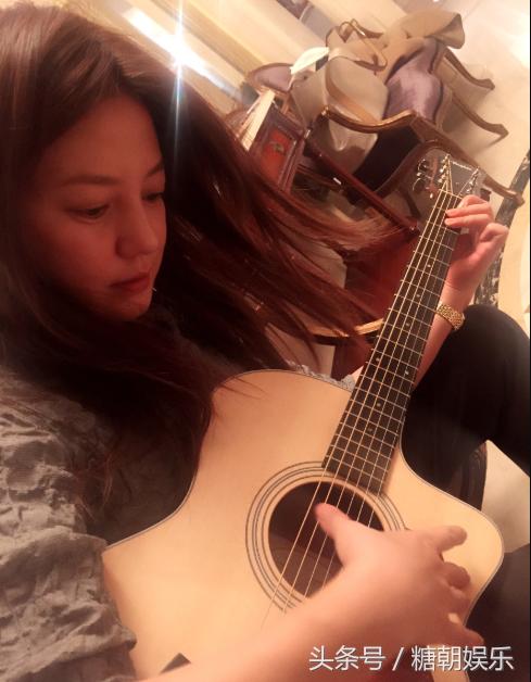 少林足球星爷陈国坤杀青,陈国坤和周星驰的少林足球电影