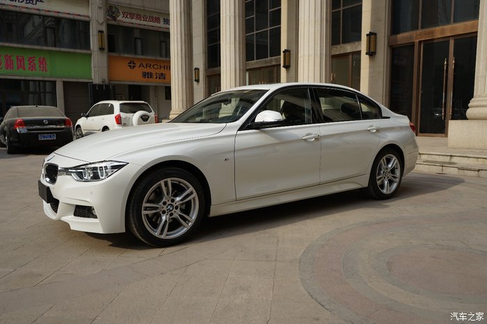 2017款宝马320lim运动试驾,19款宝马320lim运动曜夜版