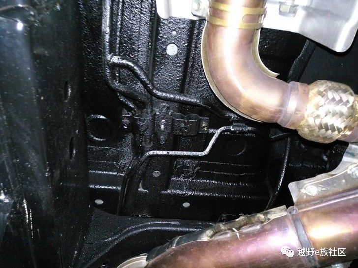 尼桑途乐Y61外观改装案例,途乐y62改装液晶仪表