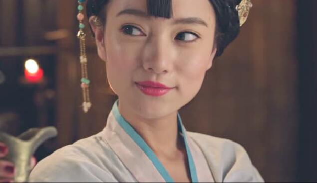 百雀羚神广告原版,百雀羚最新广告导演