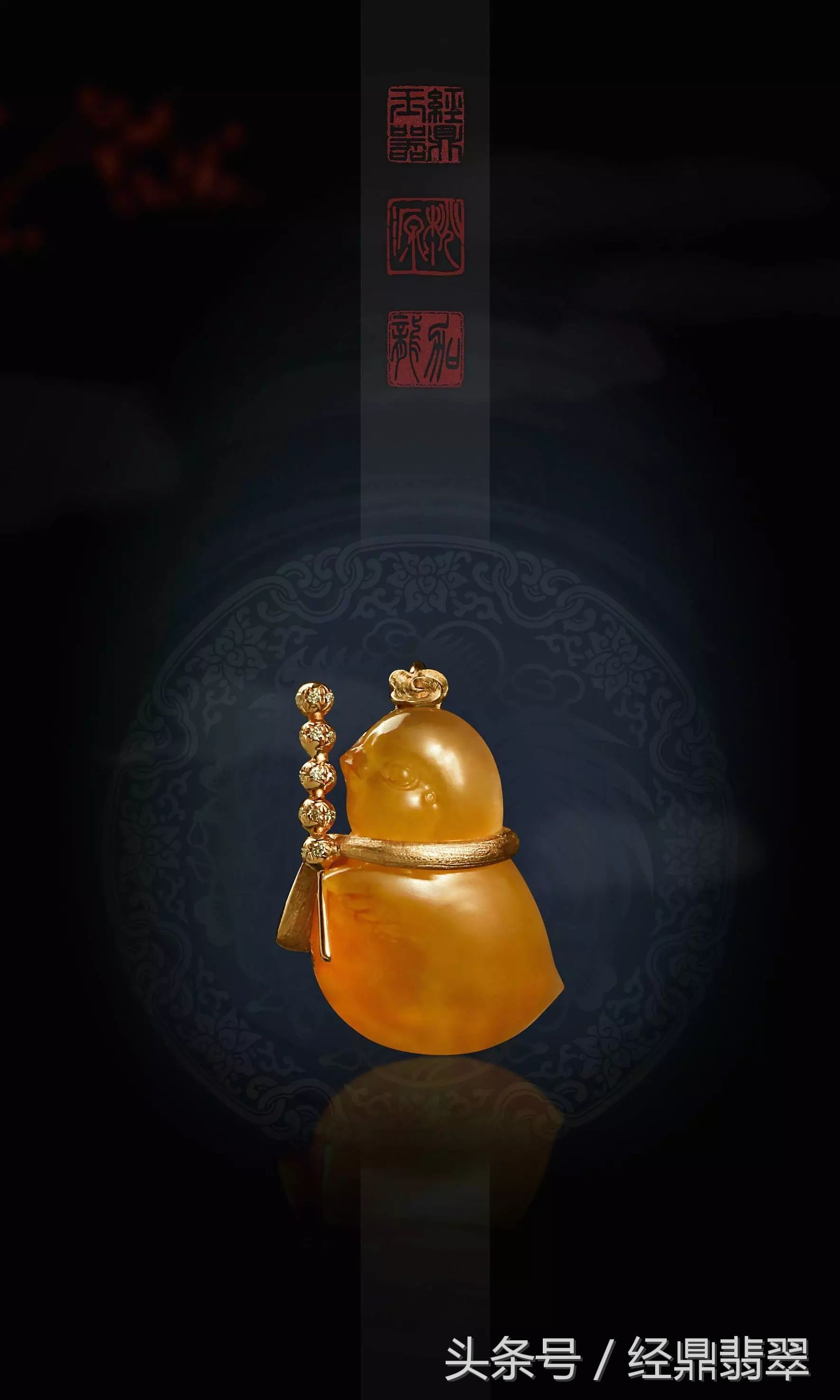 闪耀于金属上的翡翠灵鸡，网友盛赞：这才是艺术品