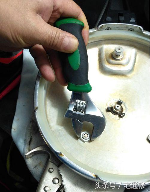 电高压锅加热慢是怎么回事,高压锅不加热的原因及解决方法