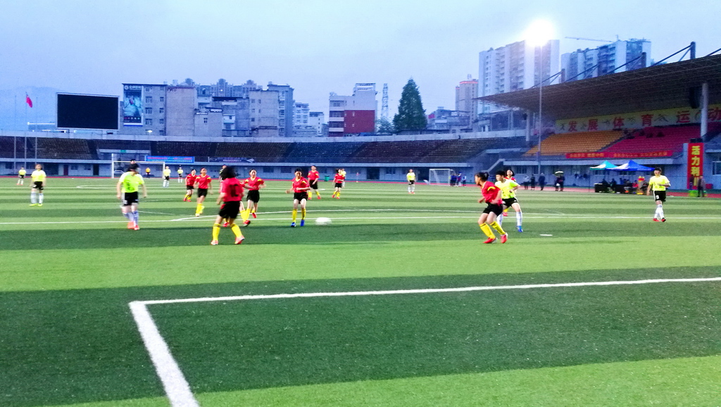 恩施青少年足球比赛2024名单,恩施奔跑吧少年足球比赛